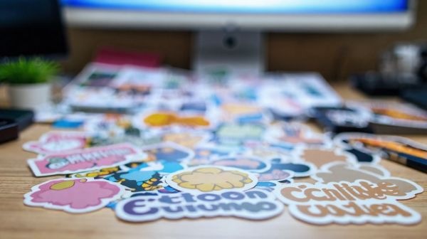 Lista de factores clave para seleccionar adhesivos personalizados